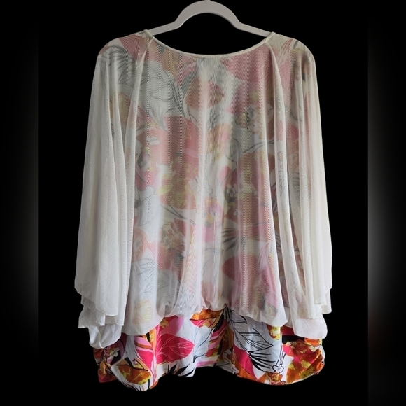 NWT Ashley Stewart Tropical Print Blouse with Sheer Overlay Size 26/28 - Picture 4 of 6